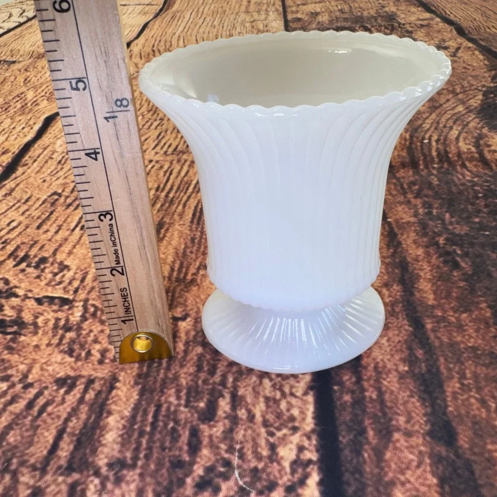 E.O. Brody Co. vintage milk
